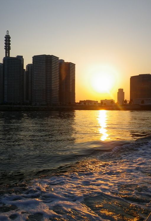 画像: 横浜の夕日