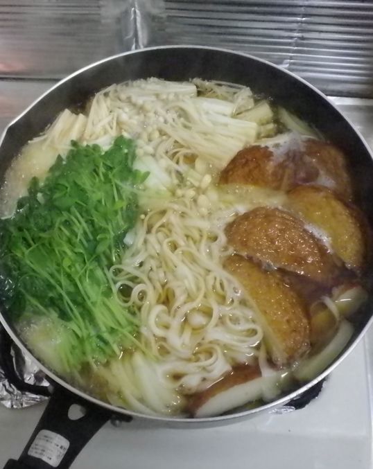 画像: 地鶏スープの稲庭うどん